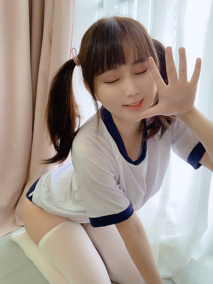 是依酱呀白体操服30图插图3