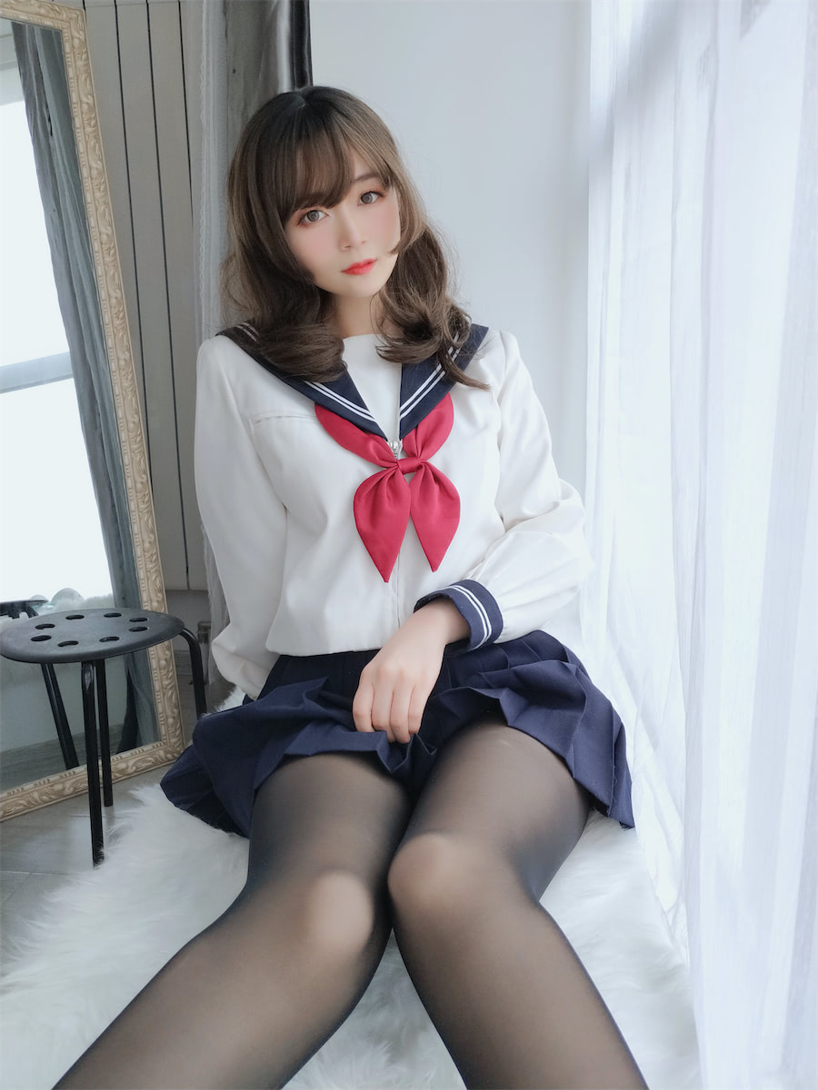 白银81黑丝水手服17图3视频插图3